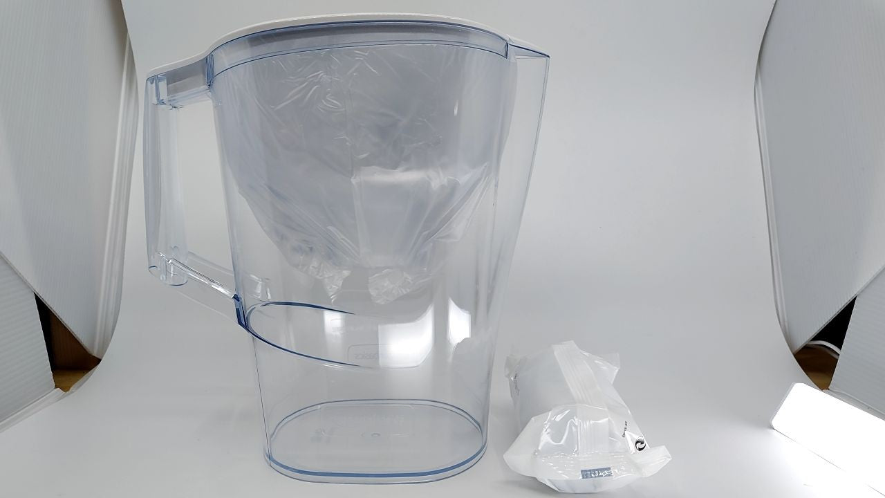 Plastic 10-Cup Pitcher w/ Filter, Compatible w/ Brita, Made in Europe