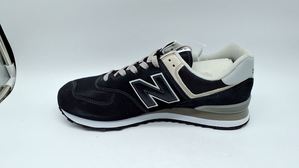 New Balance Men's 574 Core Sneaker, Black/White, 11 Wide