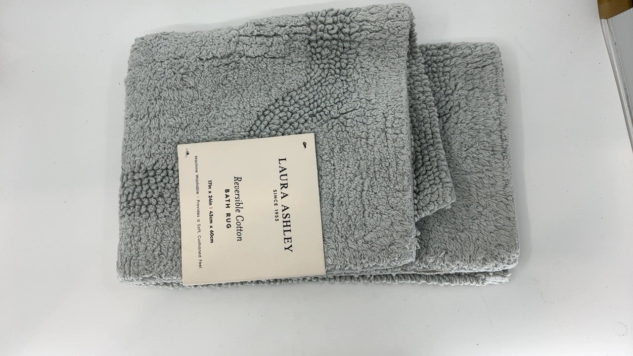 17x24 Reversible Bath Mat, Light Grey Cotton, Non-Skid Recommended