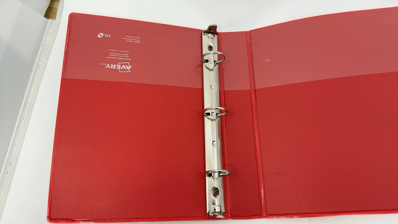 Avery 5.5x8.5 Mini Binder w/ 1" Gap Free Rings, Rainbow Color