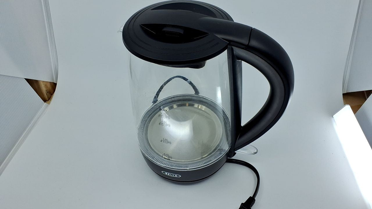 BELLA 1.7L Electric Kettle, Black, Cordless, Boil 7 Cups in 6-7 Min
