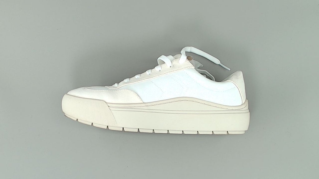Dr. Scholl's Womens Time Off Win Sneaker White/Tofu Fabric 8.5 M