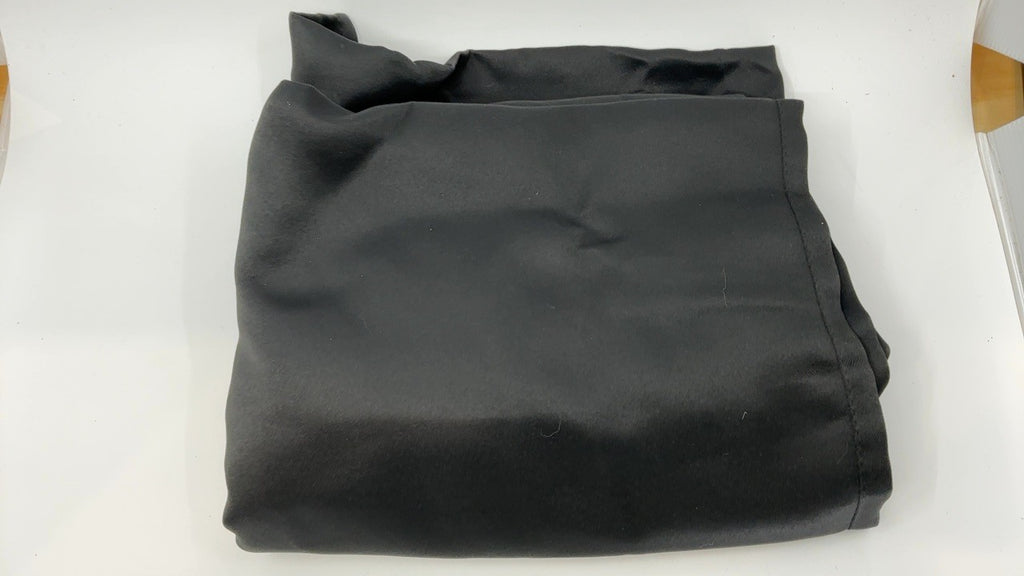 Sun Zero Easton Blackout Curtain Panel 40x63 in Black Polyester