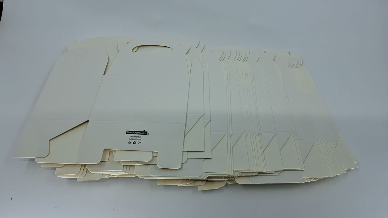 Greaseproof White Gable Boxes 4x2.5x2.5in - 25 Count Party Favors