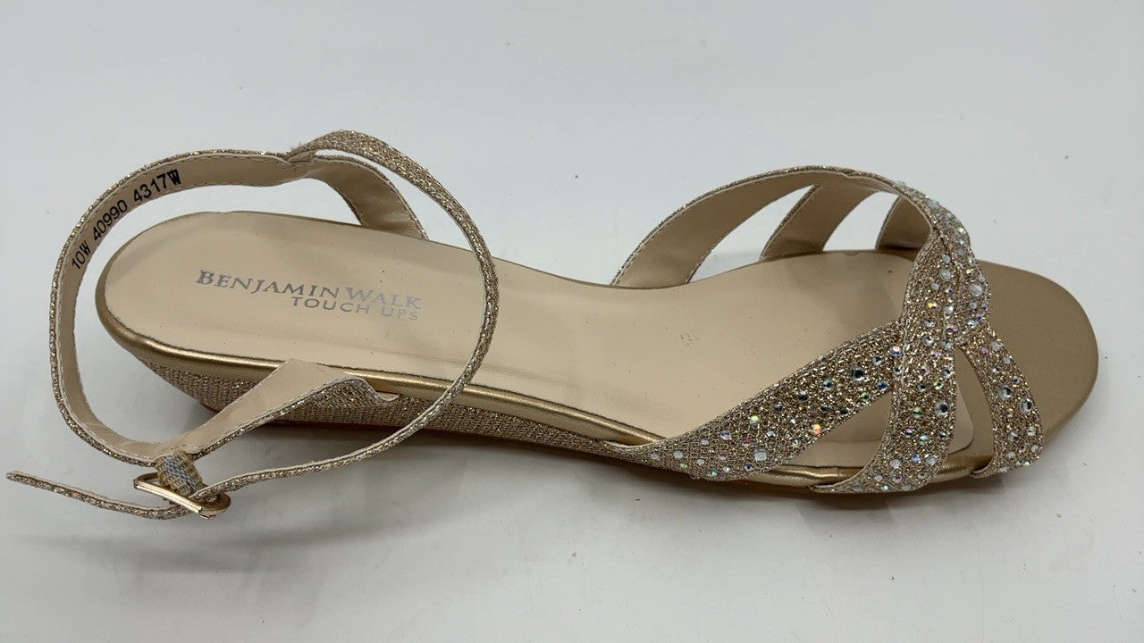 Touch Ups Women's Lena Sandal, champagne, 10 W US