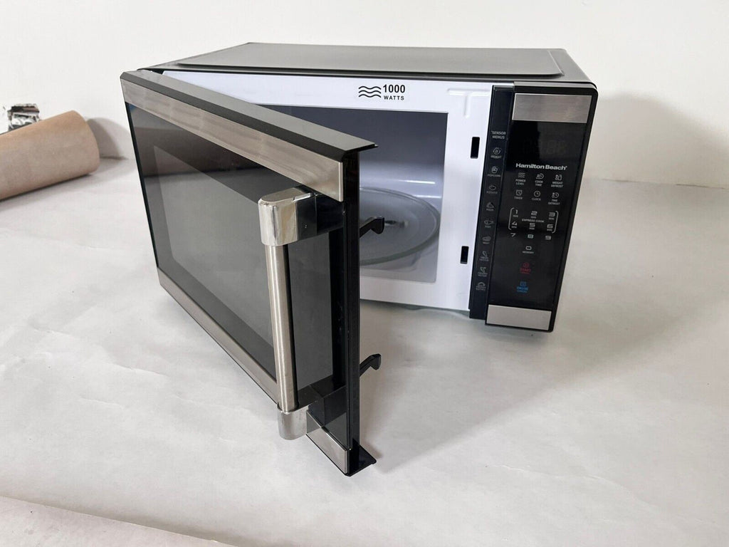 Hamilton Beach 1.1 cu ft Countertop Microwave Ovens in Stainless Steel
