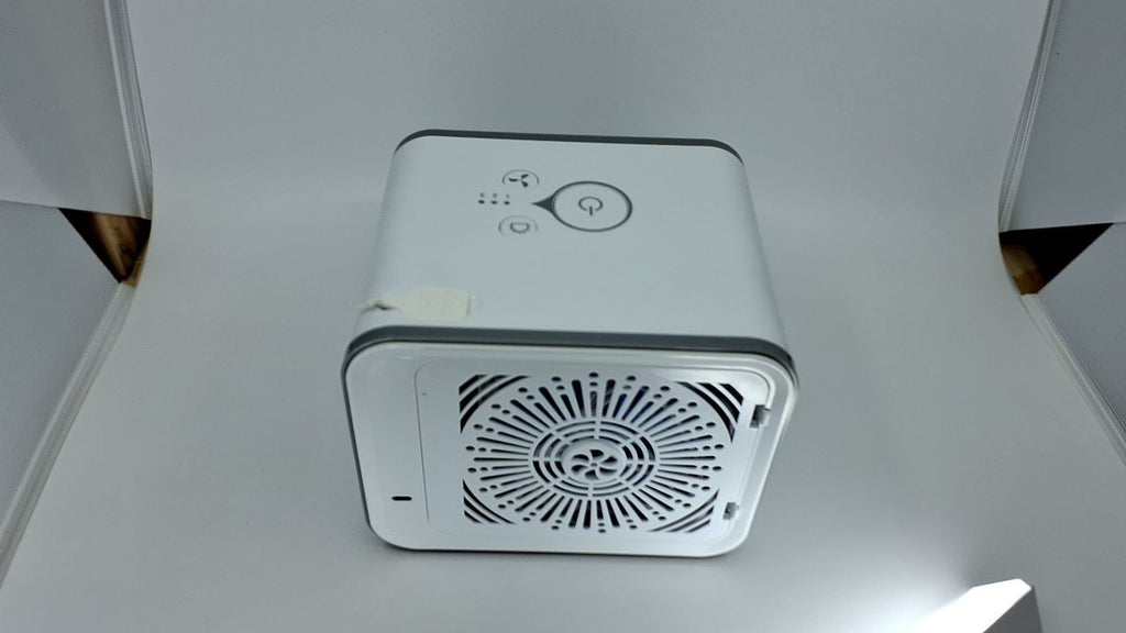 BLACK+DECKER Personal Fan, 3-Speed Air Cooler, White/Gray, Desktop Use
