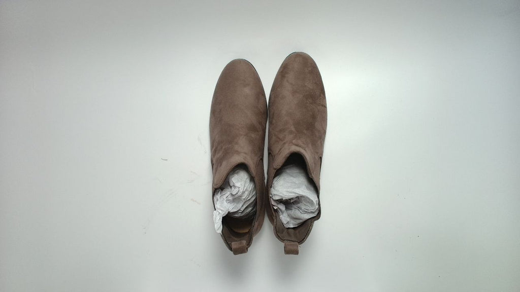 VJH Confort Womens Taupe Solid Slip On Elastic Chelsea Bootie Low Heel, 8.5