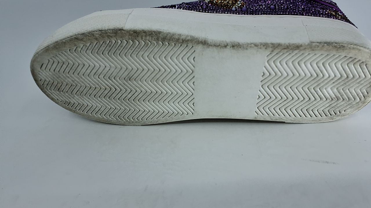 Betsey Johnson Women's Sidny Sneaker, Purple Football, 9.5