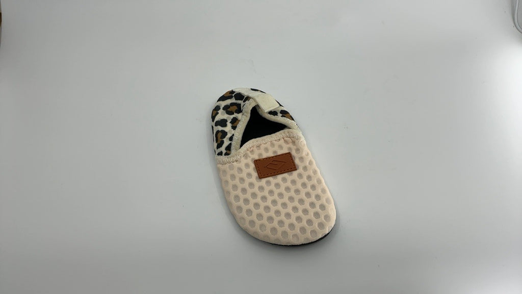 7-8 Toddler Water Shoes Slip On Beige Aqua Socks for Beach & Walking