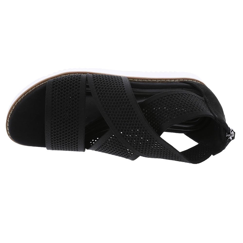 Easy Spirit Women's Wander2 Flat Sandal, Black, 9