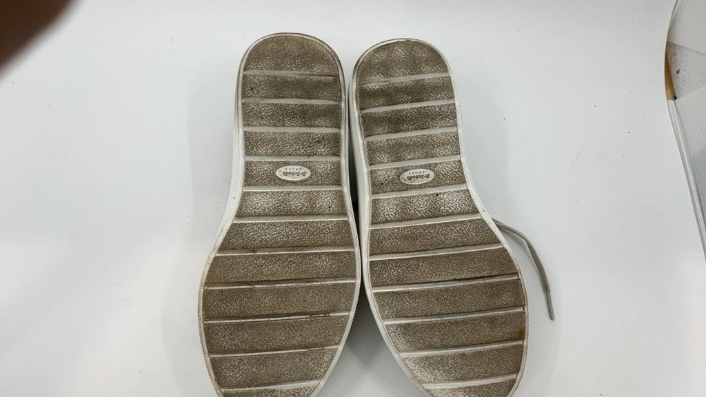 Dr. Scholl's Shoes Women's Time Off Sneaker Oyster Microfiber 8 W