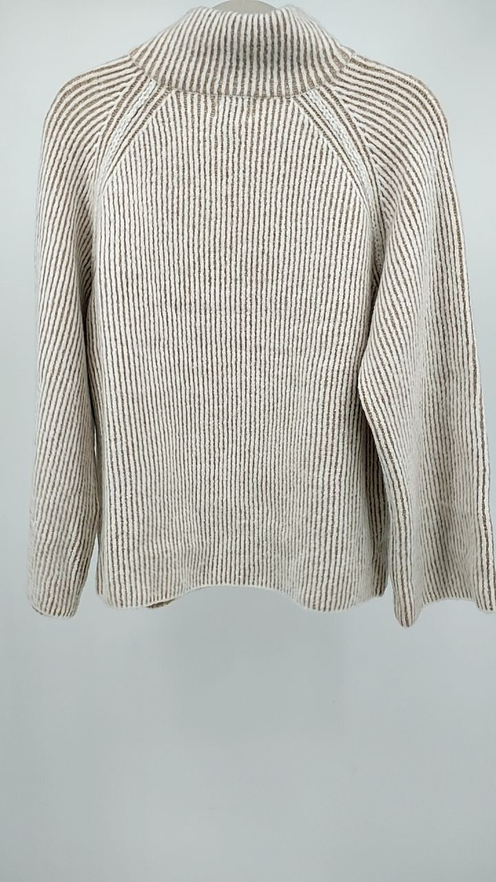 BiBi Two Tone Rib Texured Knit Collared Top with Zip Up