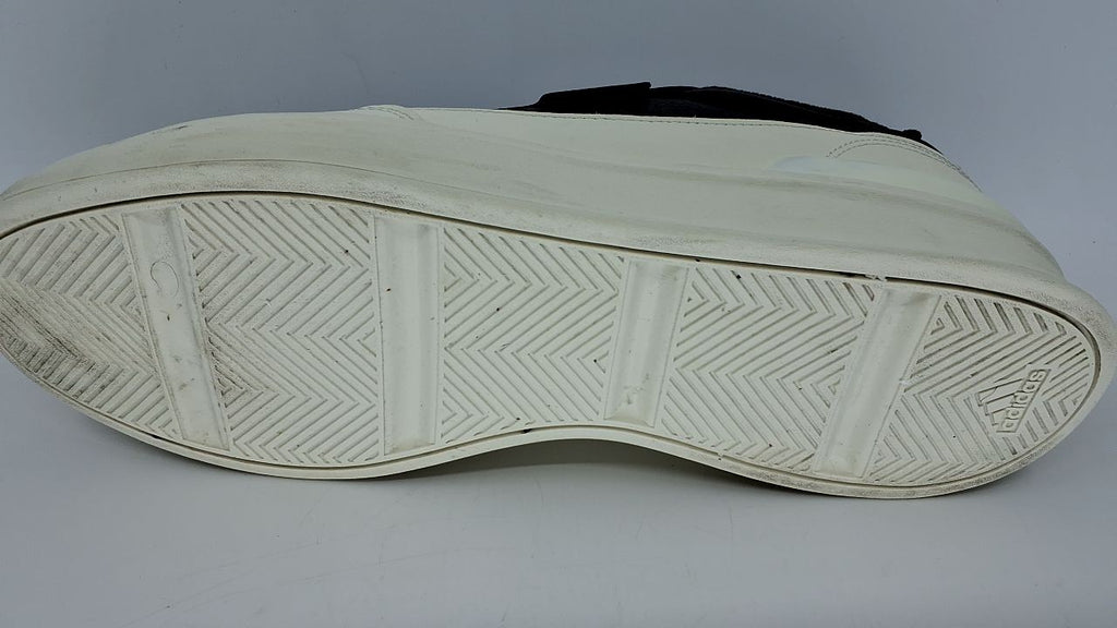 adidas Mens Aspyre Sportswear, Black/Off White/Off White, 13