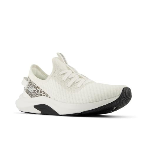 New Balance Women's 6.5 Dynasoft Nergize Sport V2 Cross Trainers Sea Salt/Black