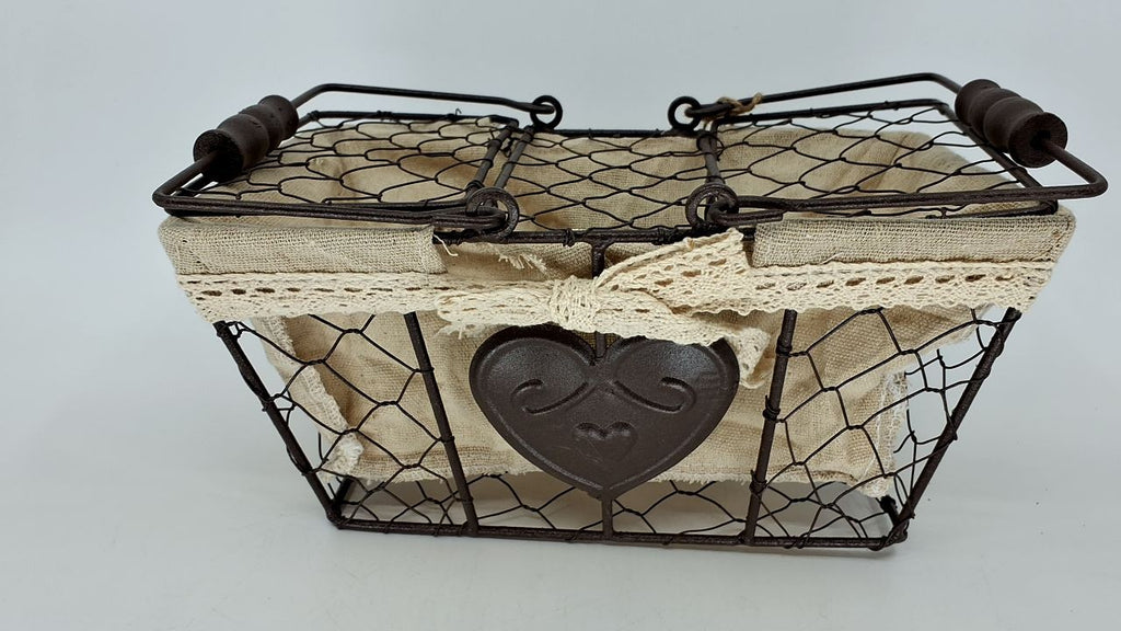 10.5x6.5 In Metal Picnic Basket w/ Hinged Lids & Cream Fabric Liner