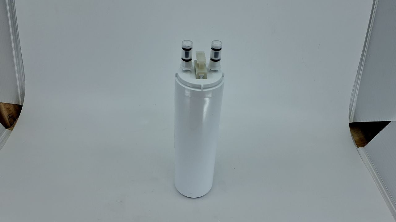 Frigidaire WF3CB Water Filter, 1 Count, Reduces 99% Contaminants