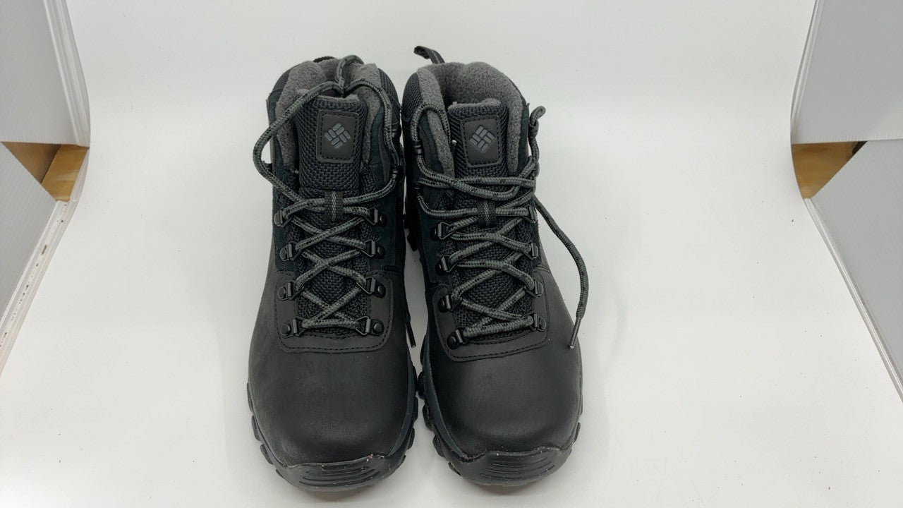 Columbia Mens Newton Ridge Plus II Waterproof Hiking Boot, 7.5 Black/Grill