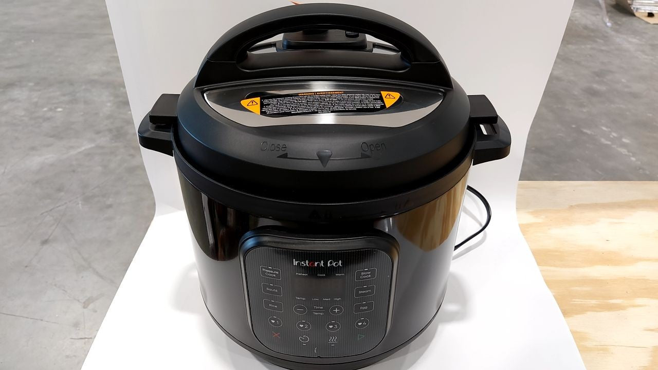 Instant Pot 8Qt RIO Chef Series 7-in-1 Multi-Cooker, Pressure Cook, Black