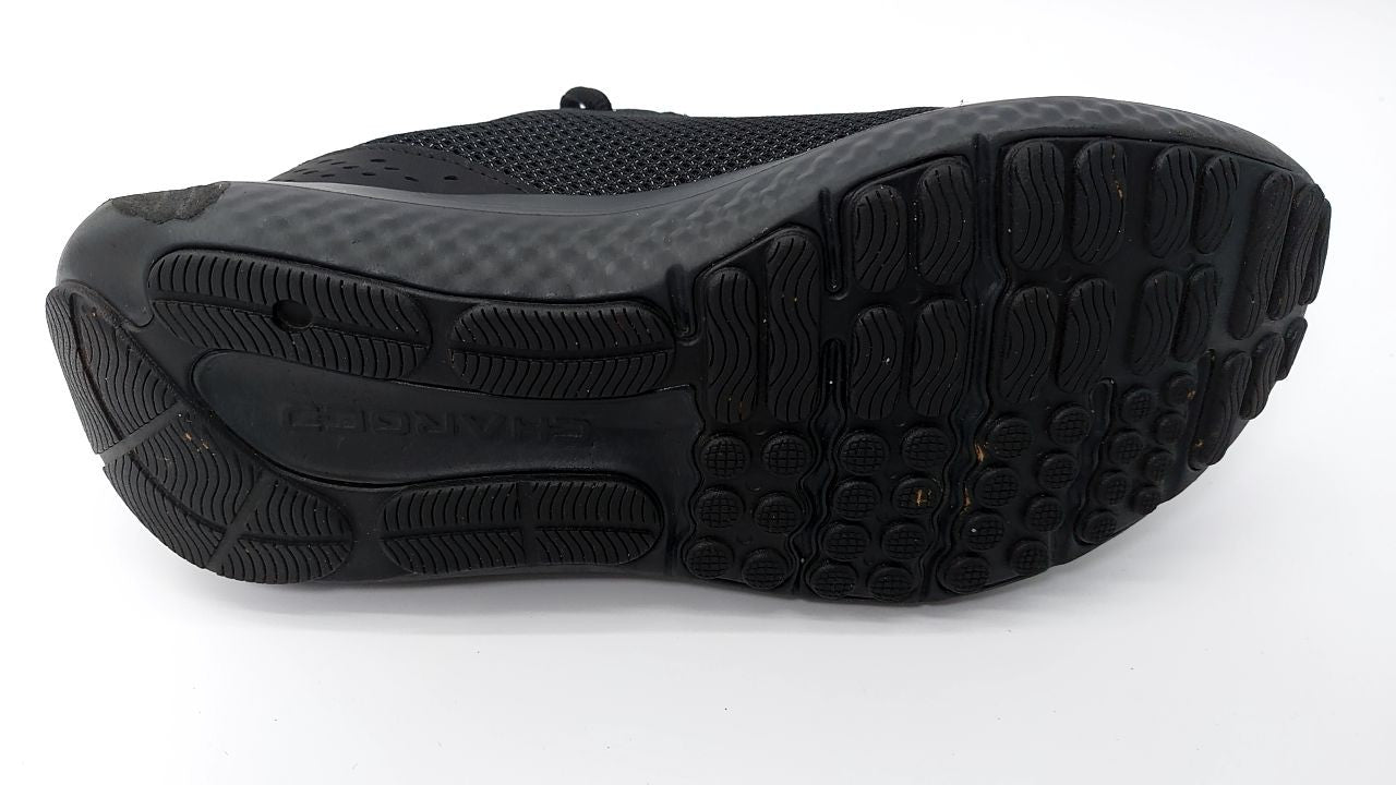 Under Armour Men's Charged Surge 4, (002) Black/Black/Black, 9, US