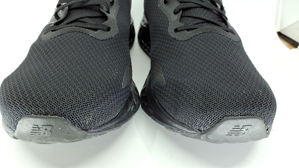 New Balance Men's Arishi V4 Running Shoe, Black Slip-Resistant, Size 11