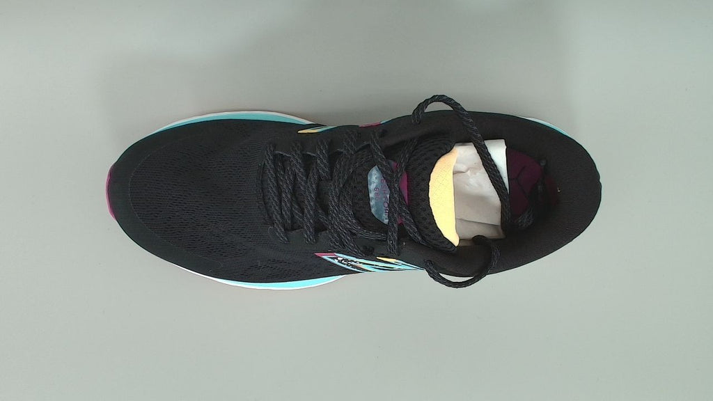 New Balance Women's Fresh Foam 680 V7 Running Shoe, Black/Surf/Lemonade, 6