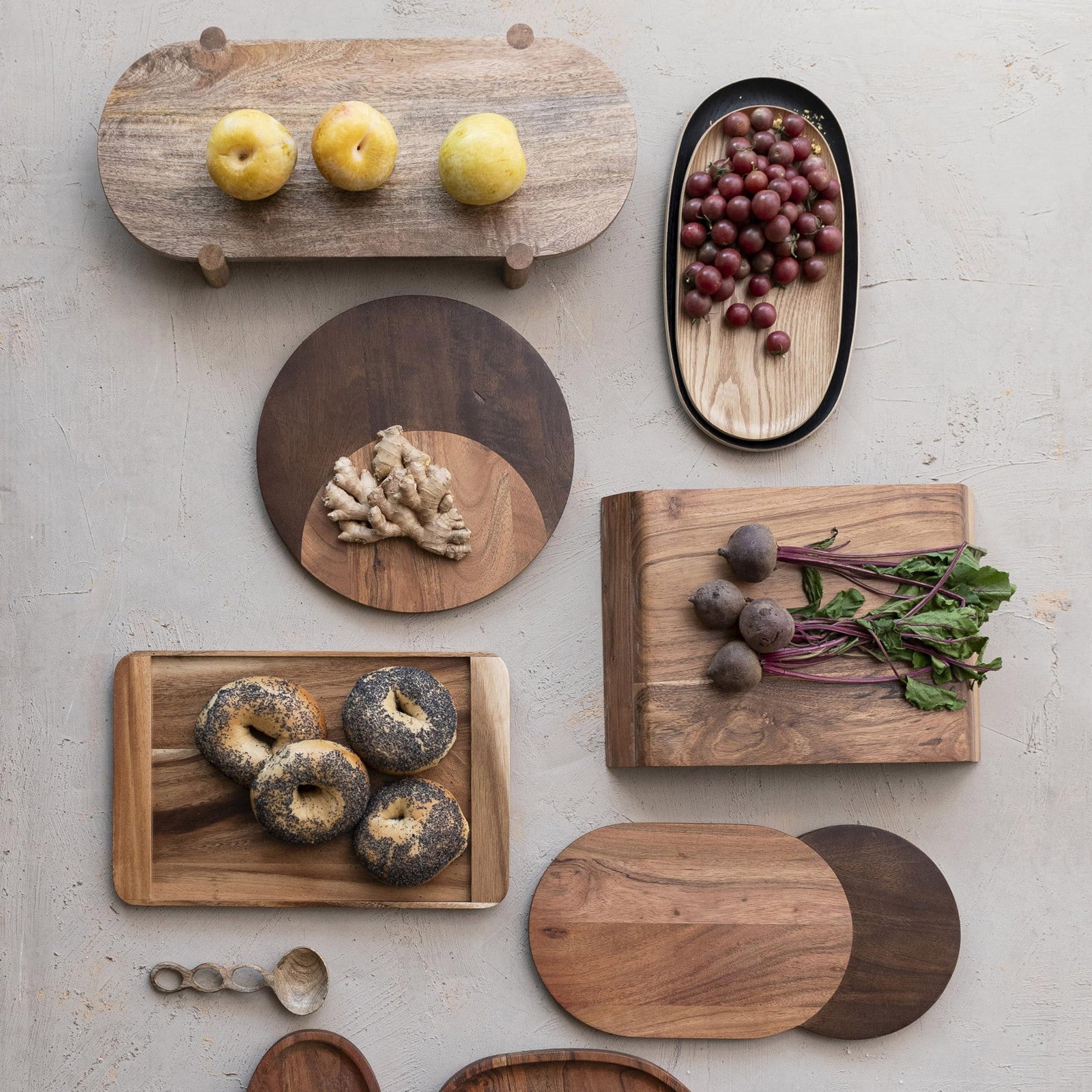 Bloomingville Oval Two-Tone Wood Cheese and Serving Board, Natural and Walnut