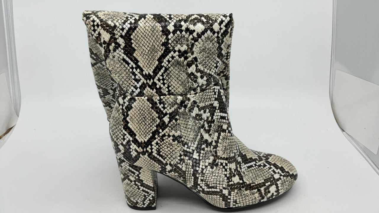 Amazon Essentials Women's Tall Heel Boot, Snake Faux Leather, 9.5