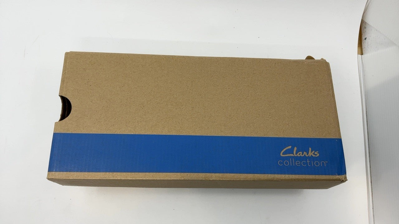 Clarks womens Juliet Monte Pump, Black Leather/Synthetic, 7 US