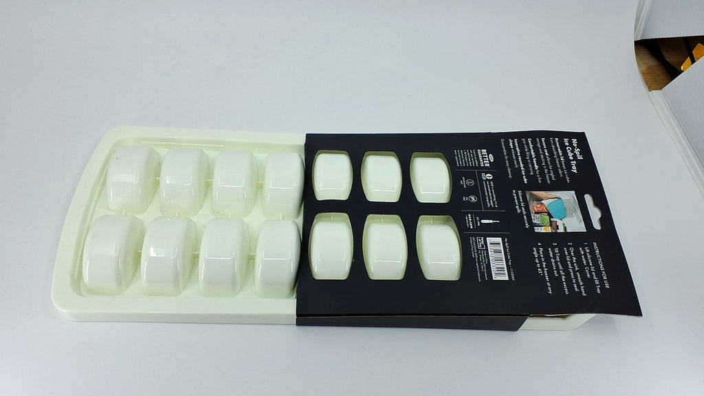 OXO Good Grips No-Spill Ice Cube Tray