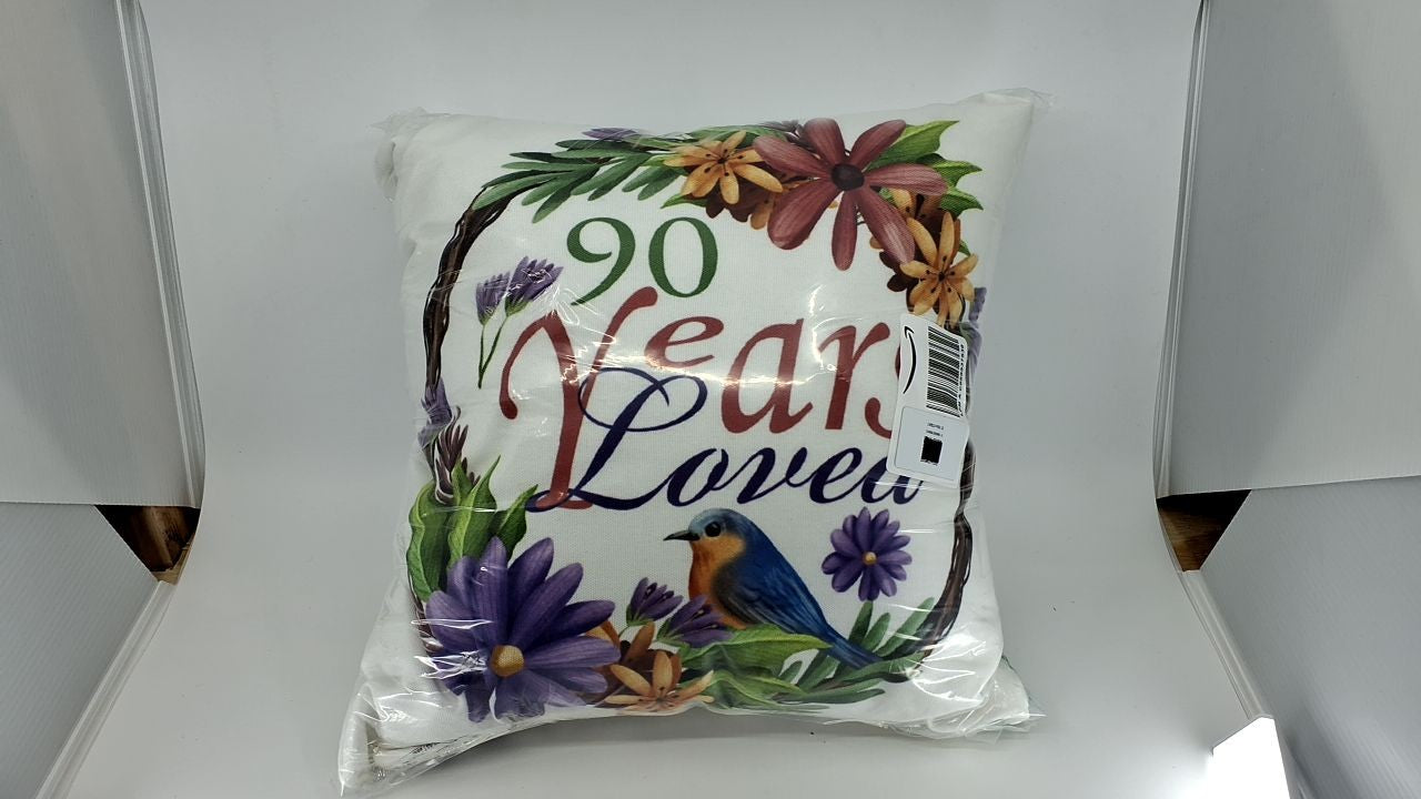 90 Years Loved, 90th Birthday For Women, Grandma, Mother Throw Pillow