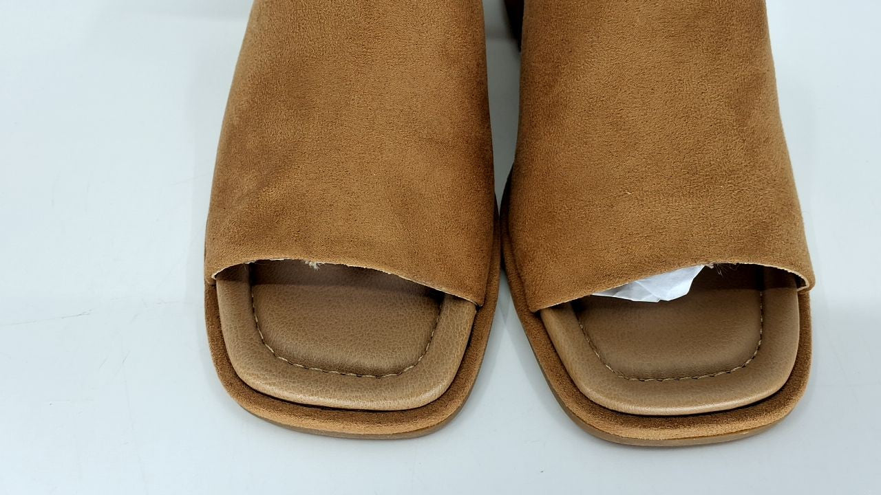 Amazon Essentials Women's Block Heel Mule, Tan Faux Microsuede, 6