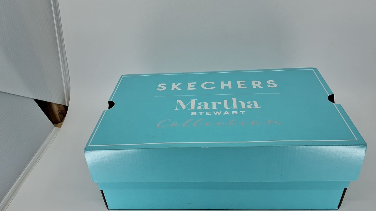 SKECHERS Women's Martha Stewart PIER LITE - Reflection,LGSL,7.5M