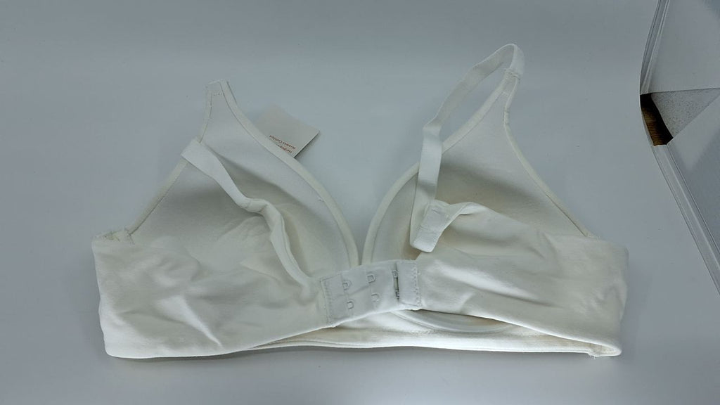 Warner's 34B Invisible Bliss Wireless Lift Bra, White