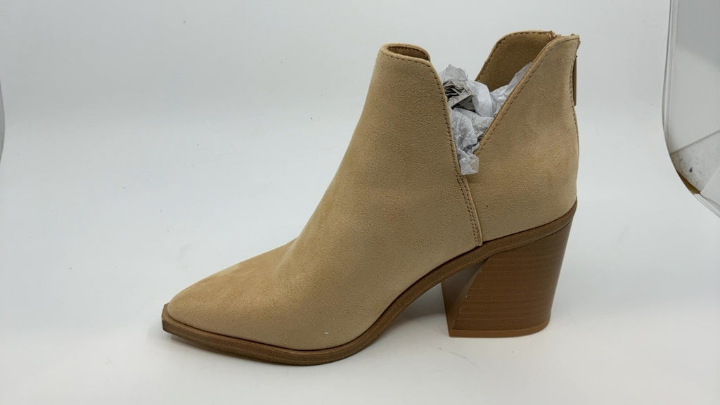 Women's Chunky Heel Ankle Boots 5.5 Nude Suede Pointed Toe