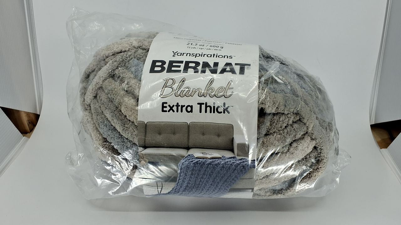 Bernat Extra Thick Yarn Dove VARG 21.12oz #7 Jumbo for Knitting & Crafts