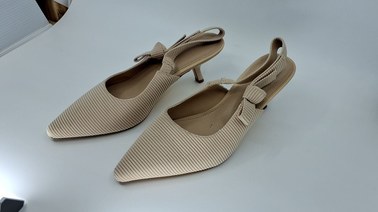Womens Closed Toe Kitten Heels Pumps, Beige Bowknot, Size 8.5
