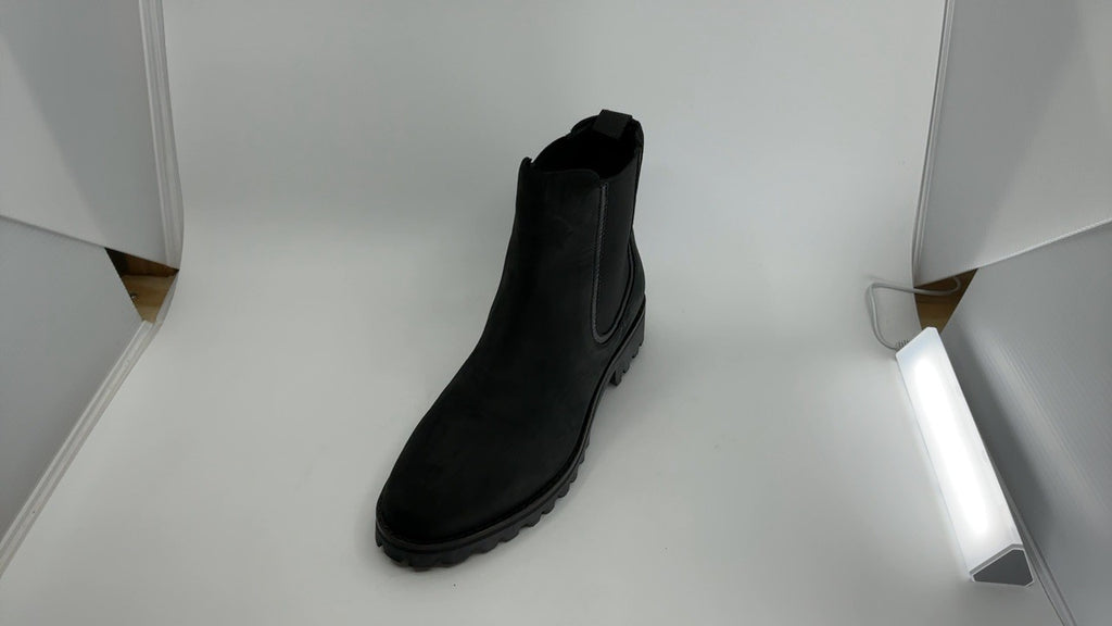 Legend Rugged Chelsea Boots, Black Matte, Women's Size 9