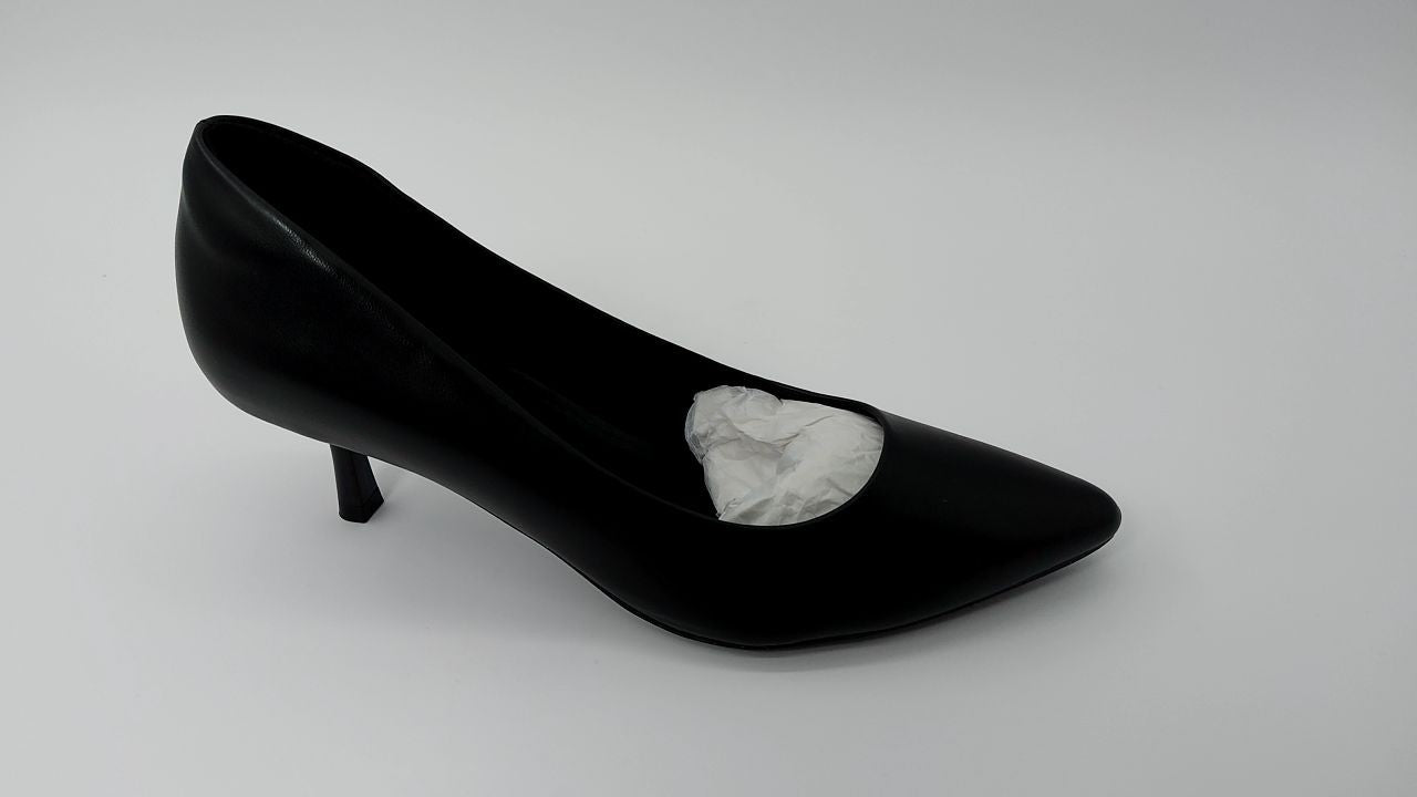 Women’s Black PU Kitten Heels 2 Inch Closed Toe Pumps Size 9.5