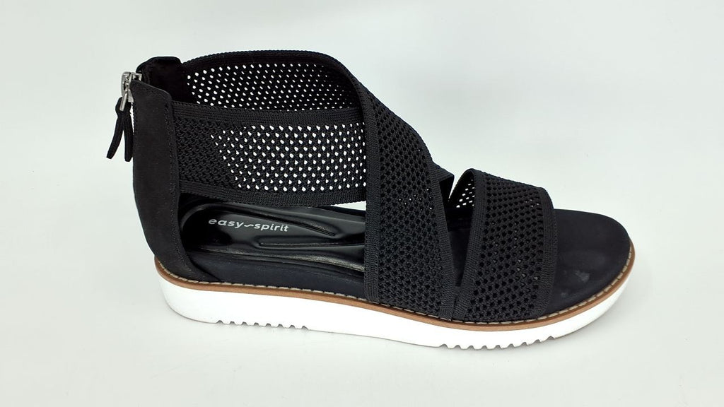 Easy Spirit Women's Wander2 Flat Sandal, Black, 9