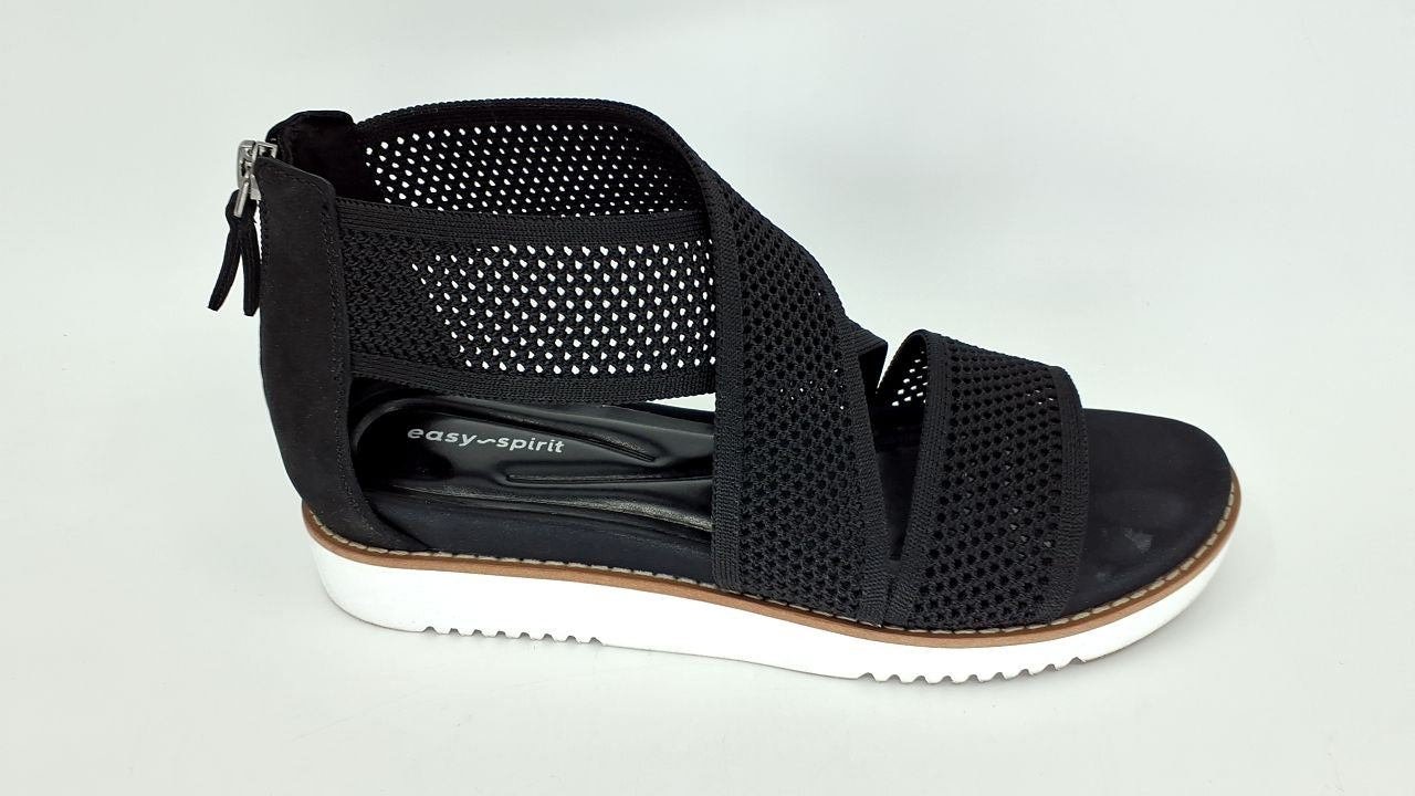 Easy Spirit Women's Wander2 Flat Sandal, Black, 9