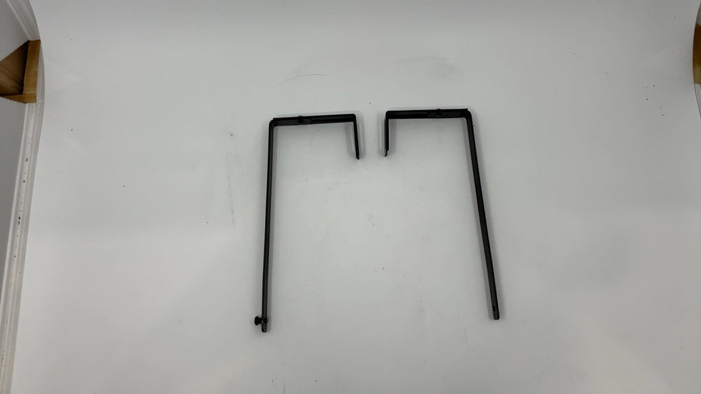 Universal Partition Hanger, 7 In, Metal Black, Adjusts 1-1/4 To 3-1/2 In