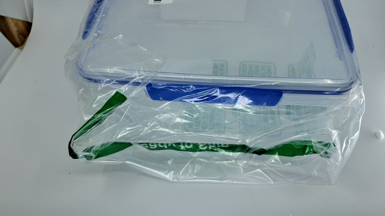 Airtight 5L Sistema KLIP IT Food Storage Container, Clear w/ Blue Clips