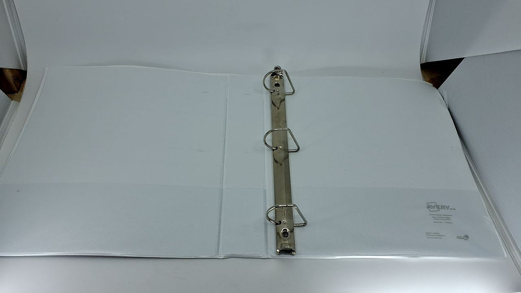 Avery Economy 3 Ring Binder, 1.5 In Slant Rings, White, 375 Sheet