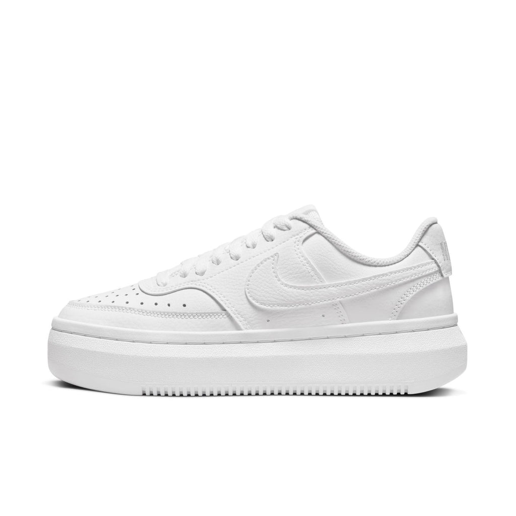 NIKE Women's Sneaker Basketball Shoe, White, 11.5