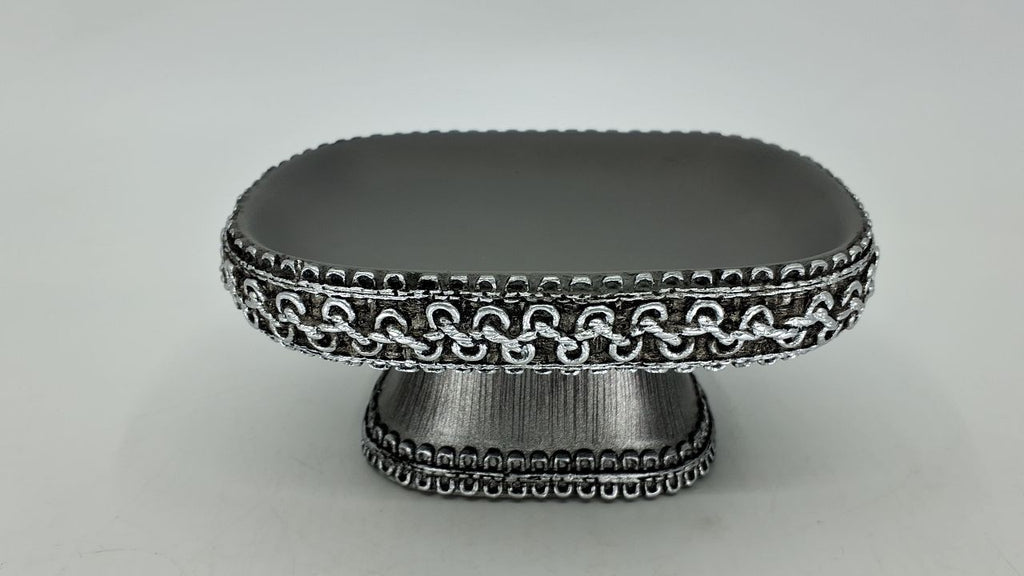 Avanti Linens Braided Medallion Silver and Grey Resin Soap Dish