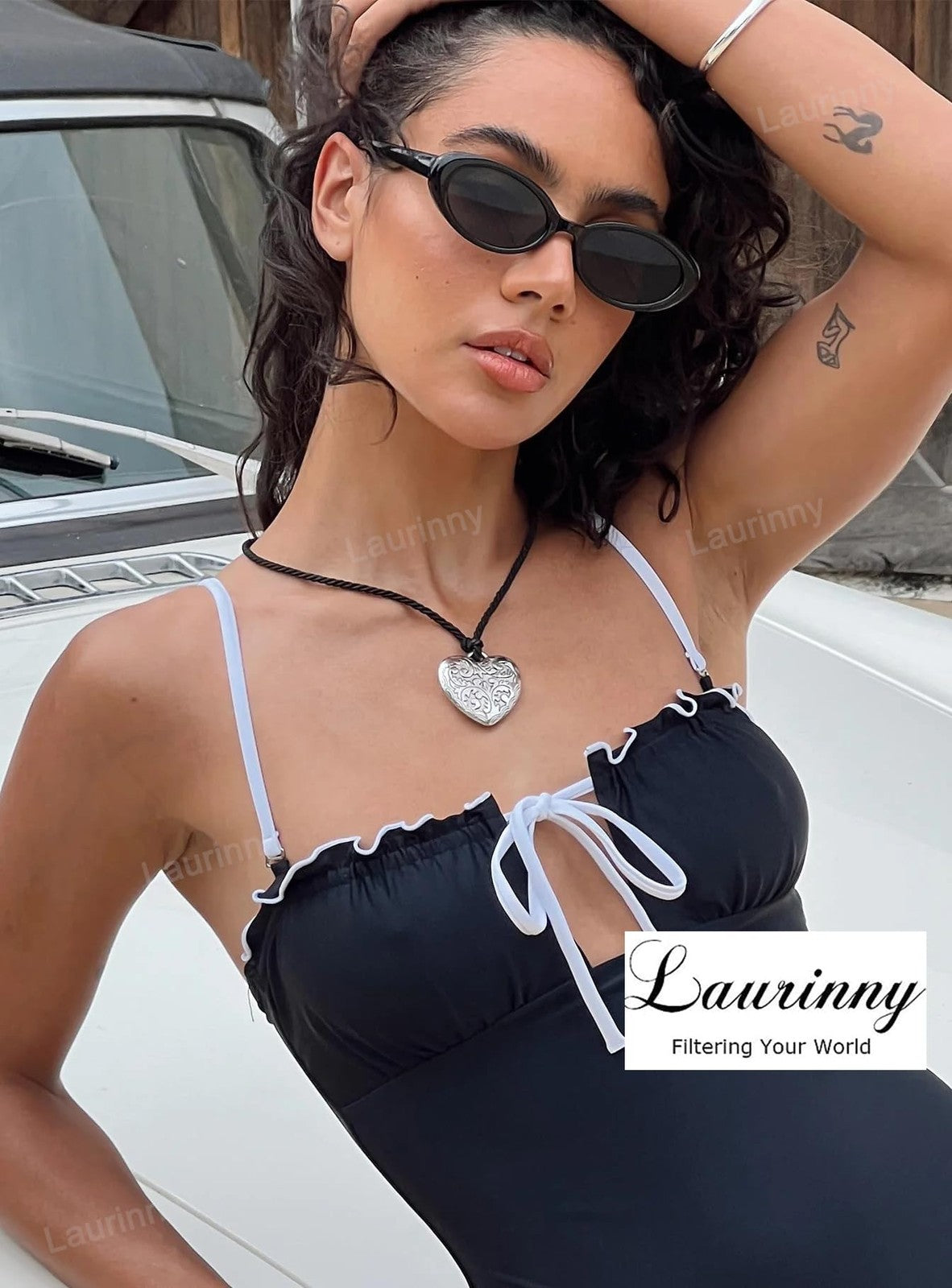 Small Black Oval Sunglasses, Vintage 90s Style for Women & Men