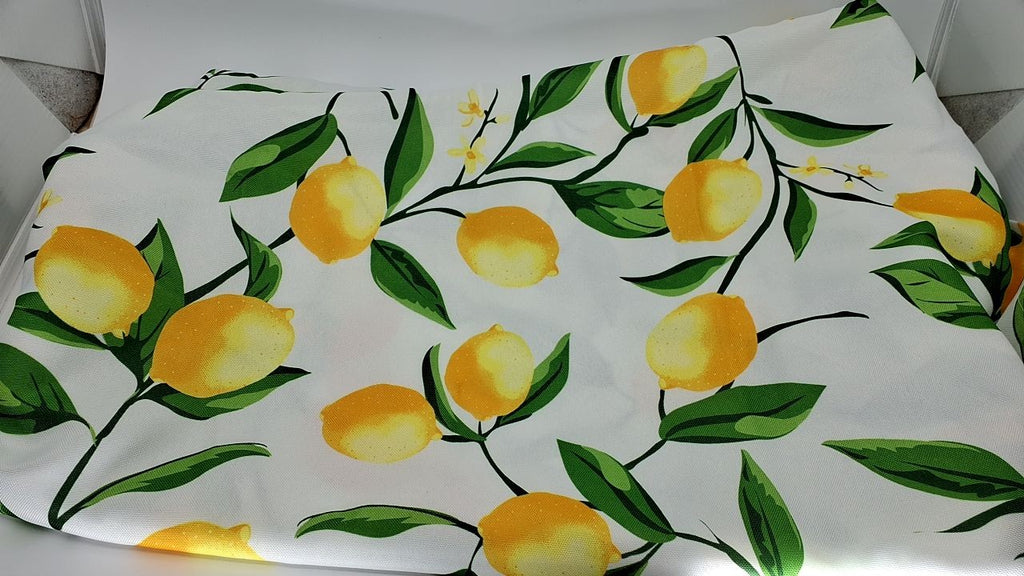 60" Round Lemon Bliss Tablecloth w/ Zipper, Stain Resistant & Waterproof