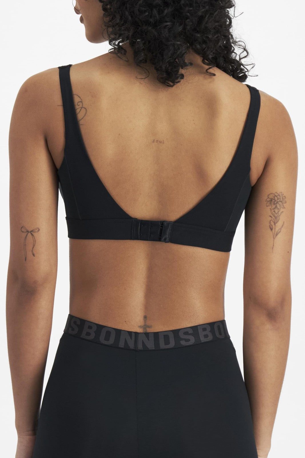 Women's Black Chafe Off Bralette, Large, Lightweight Moisture-Wicking Bra