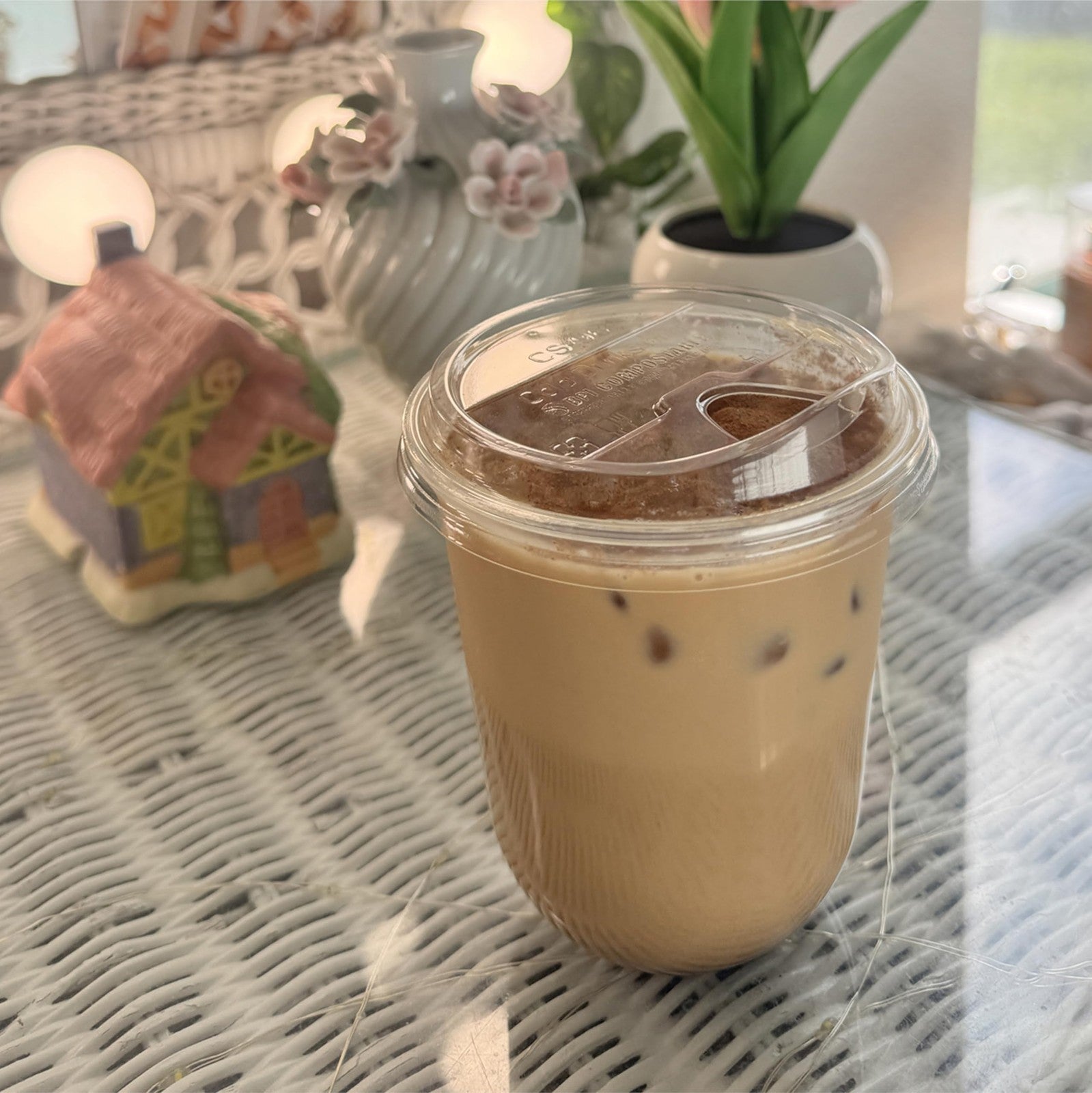 TOSSWARE Natural 50 Flat Sip Lids - Compatible with 10-24oz Cups - Clear